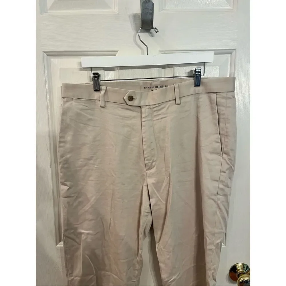Banana Republic Traveler Putty Slim Fit Chino Pants sz 36X30 EUC